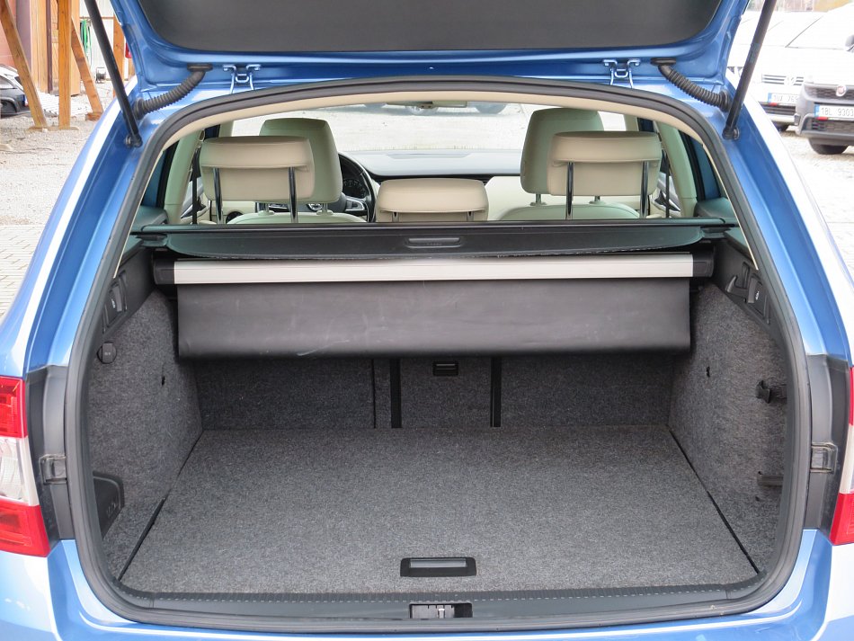 Škoda Octavia III 2.0TDi Elegance
