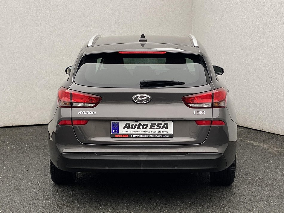 Hyundai I30 1.0 T-GDi Family+