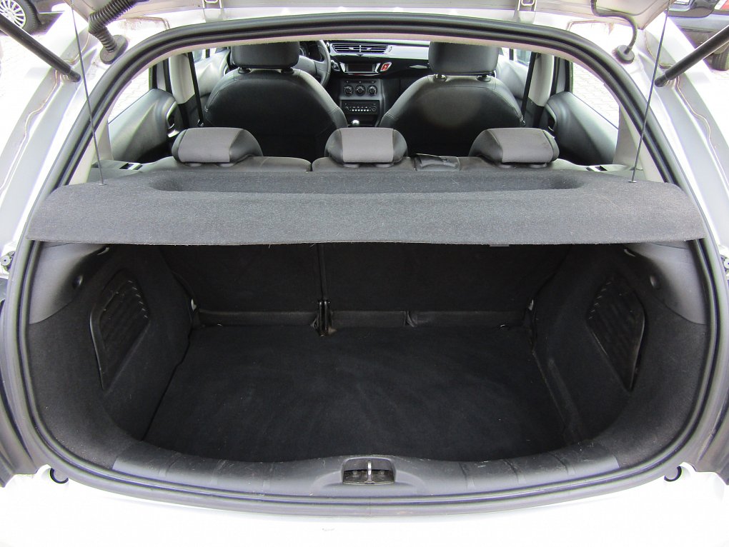 Citroën C3 1.2 i 