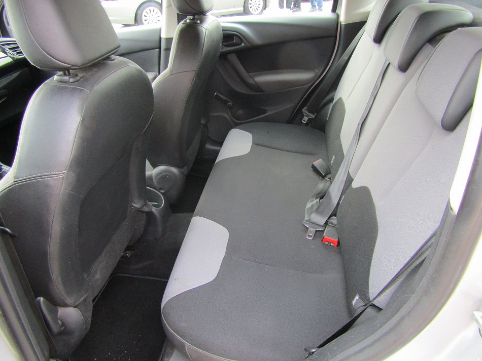 Citroën C3 1.2 i 