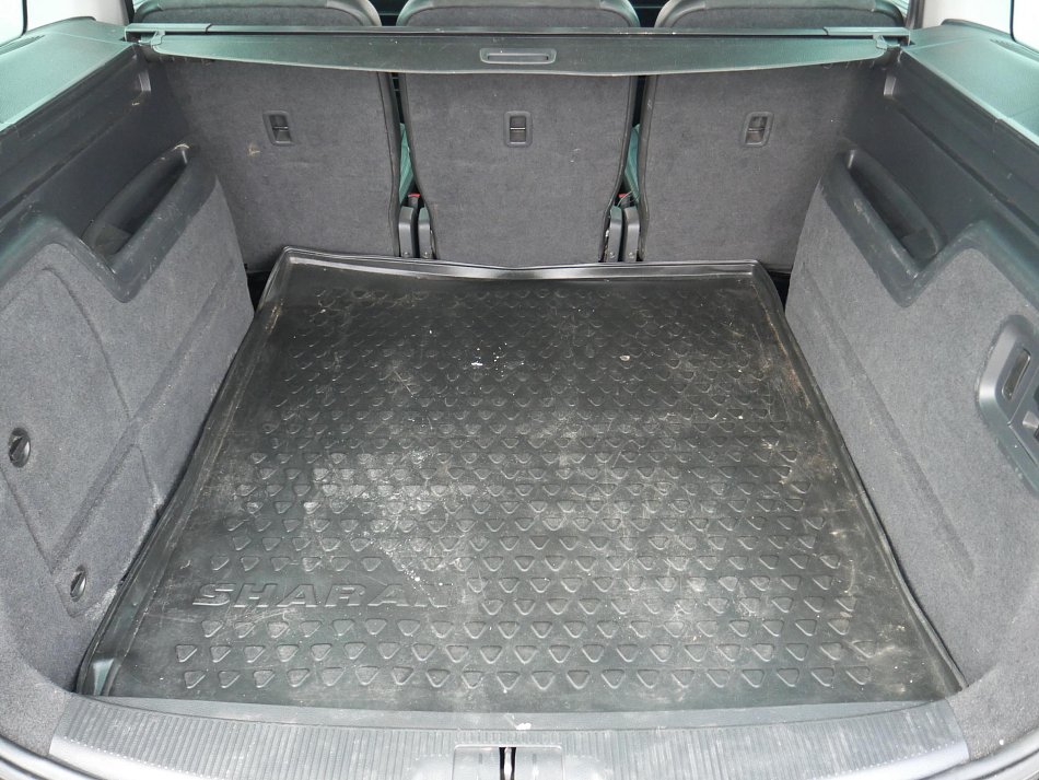 Volkswagen Sharan 2.0 TDi Highline 4Motion