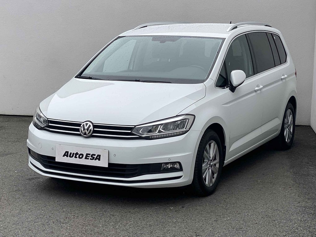 Volkswagen Touran 1.5 TSi 