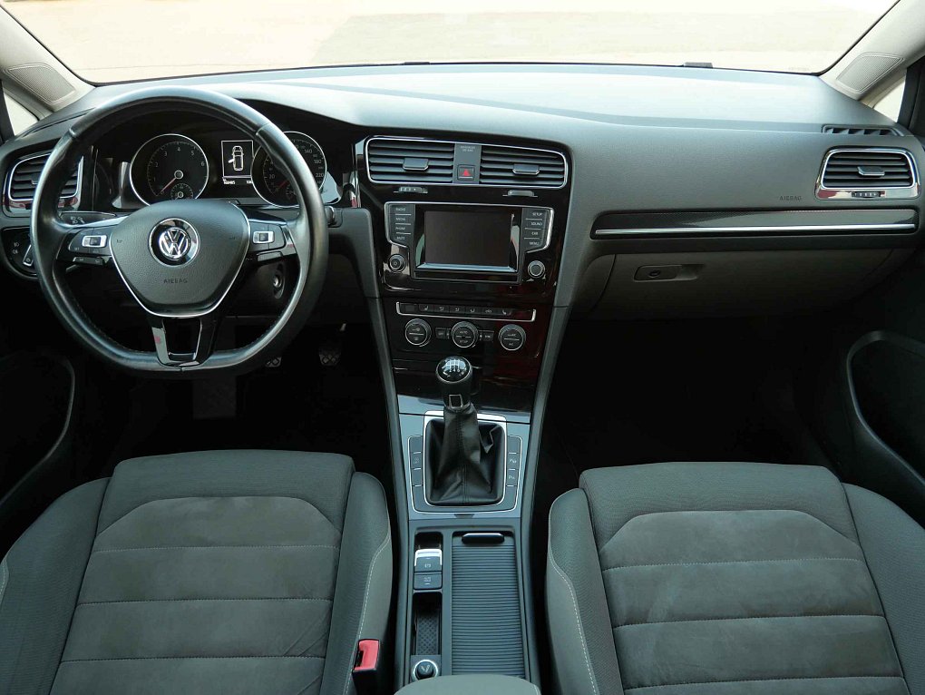 Volkswagen Golf 1.4TSi 