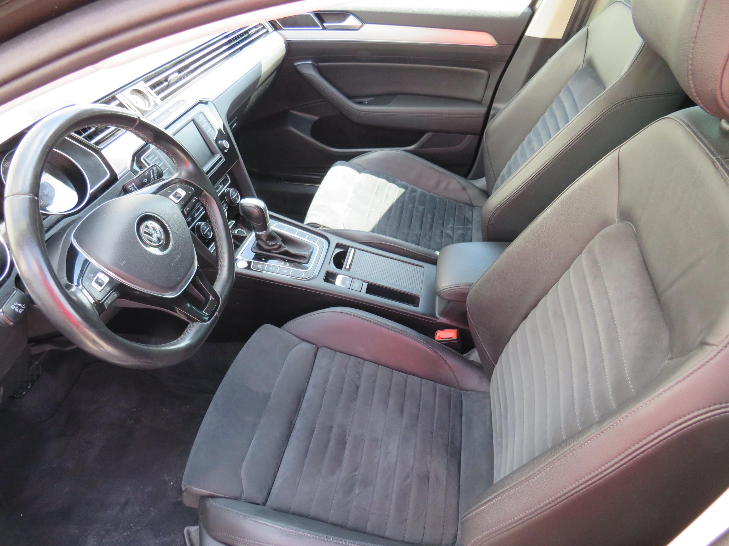 Volkswagen Passat, 2017 - pohled č. 10