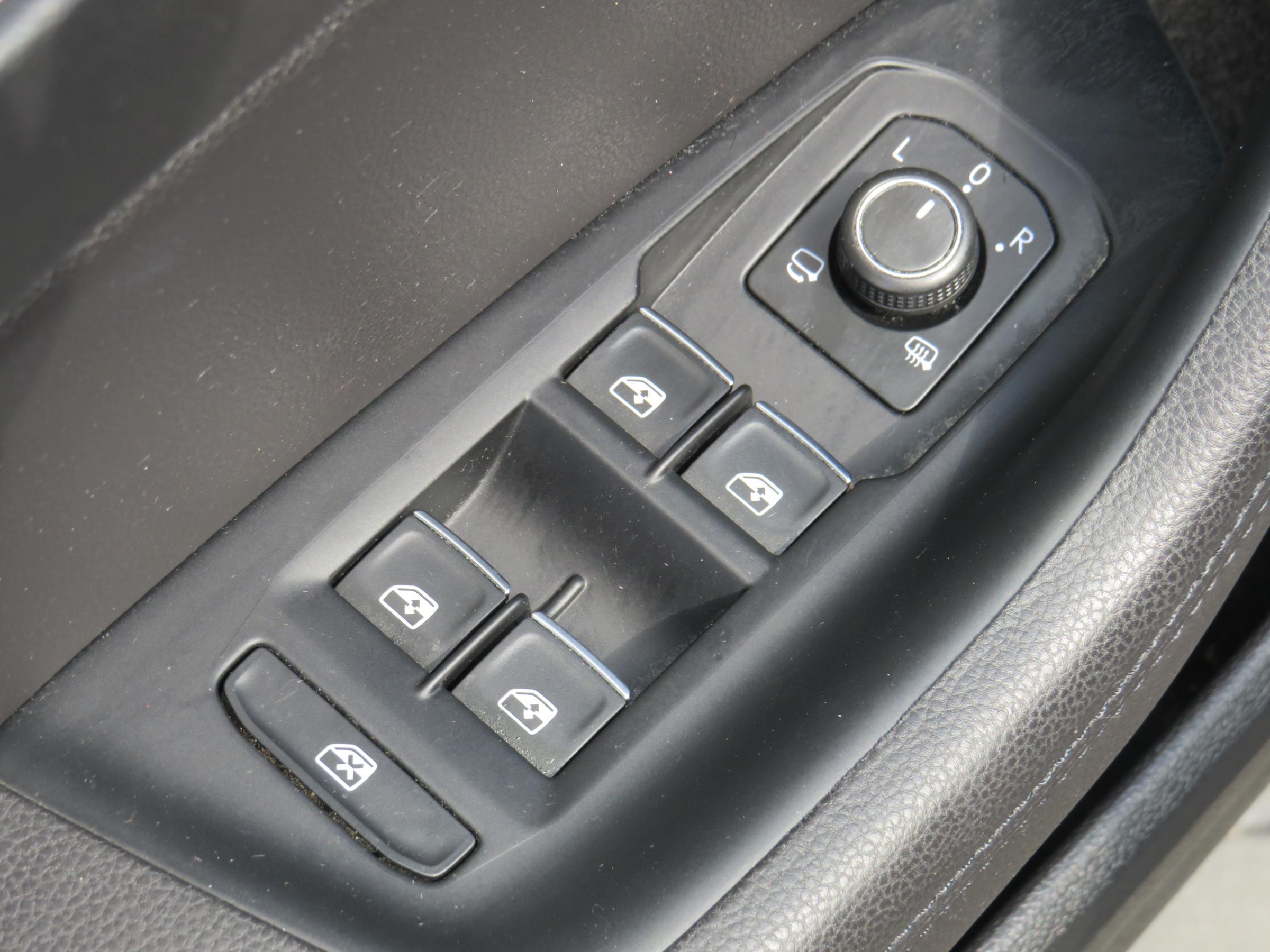 Volkswagen Passat, 2017 - pohled č. 12