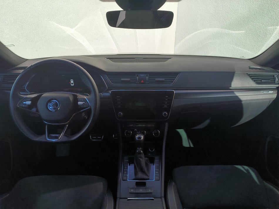 Škoda Superb III 2.0 TSI SportLine