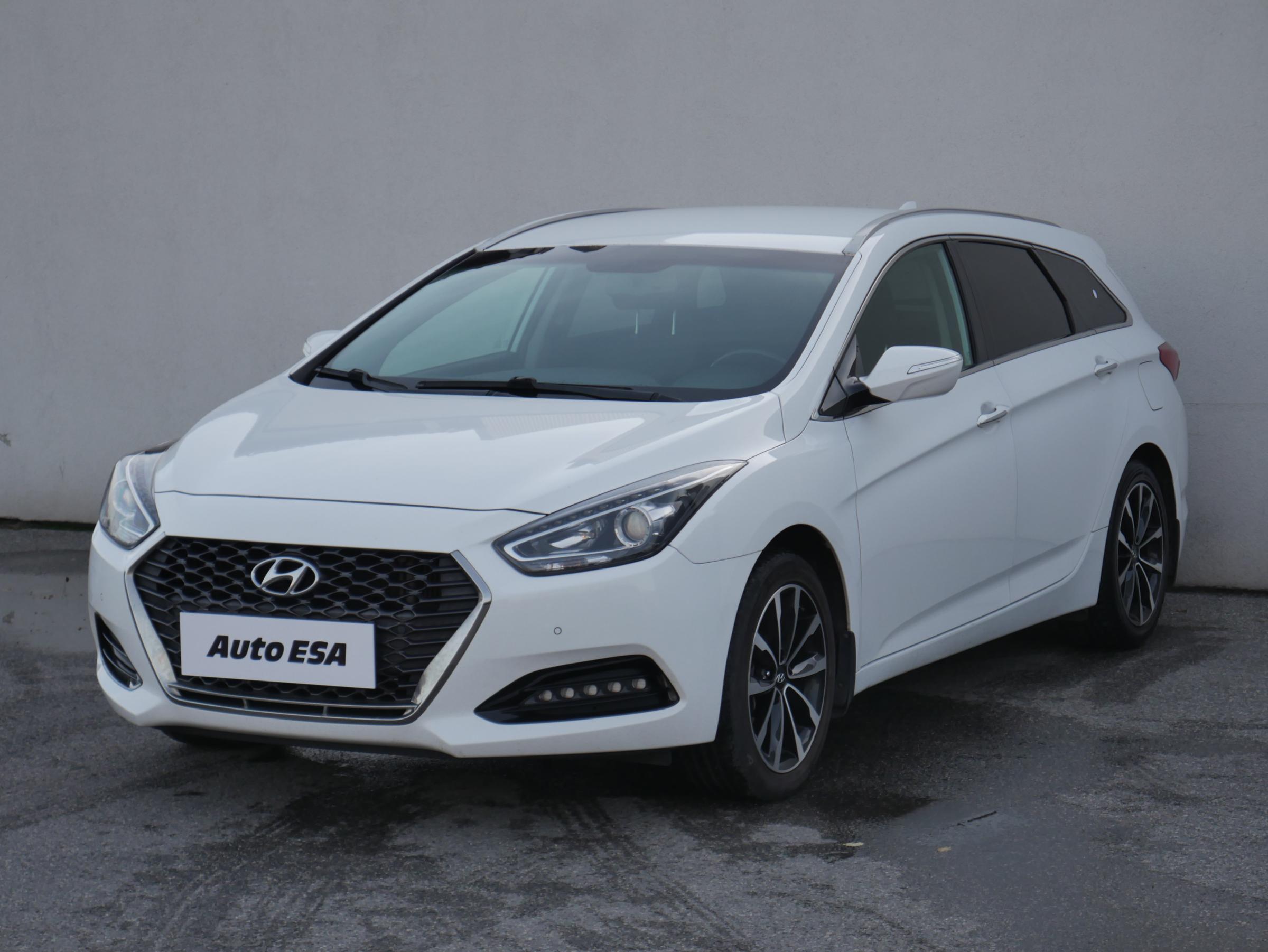 Hyundai i40, 2018 - pohled č. 3