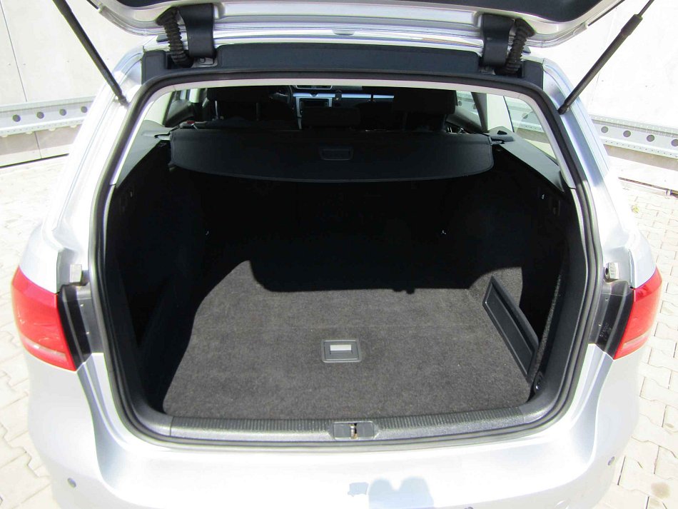 Volkswagen Passat 1.6 TDi 