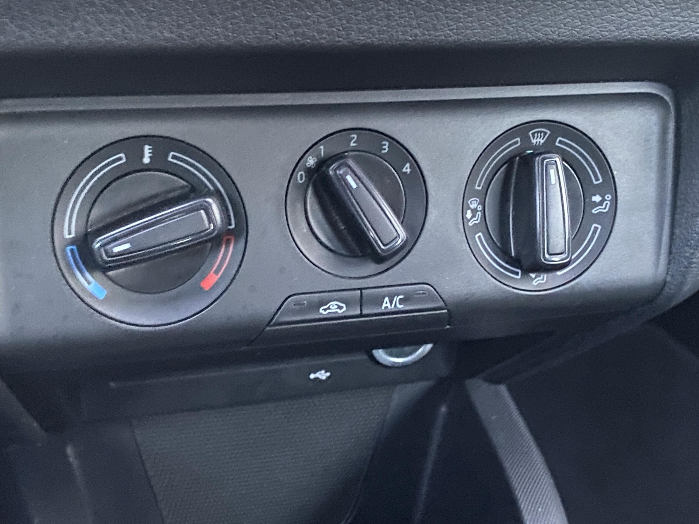 Škoda Fabia III, 2022 - pohled č. 14