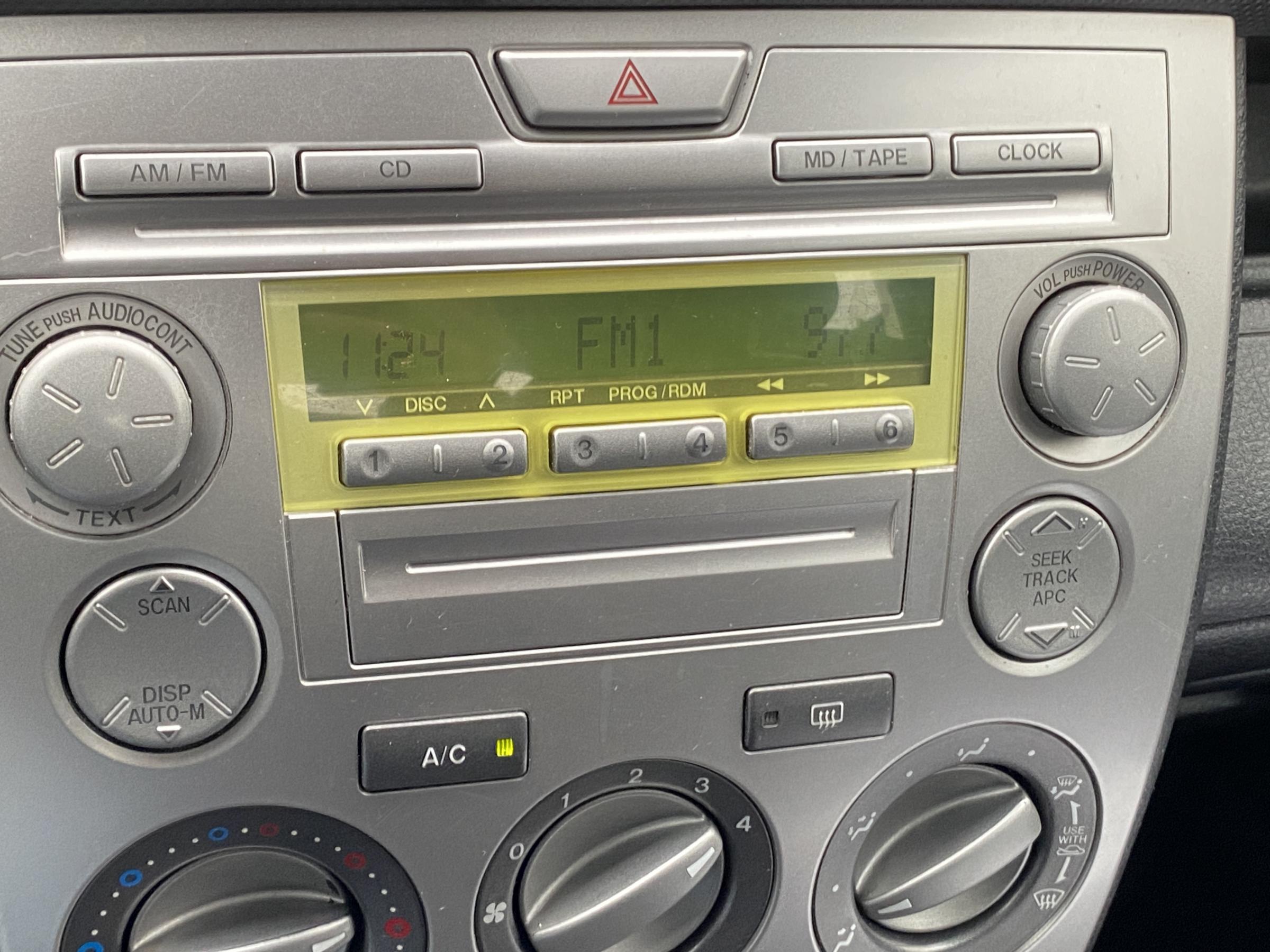 Mazda 2, 2004 - pohled č. 11