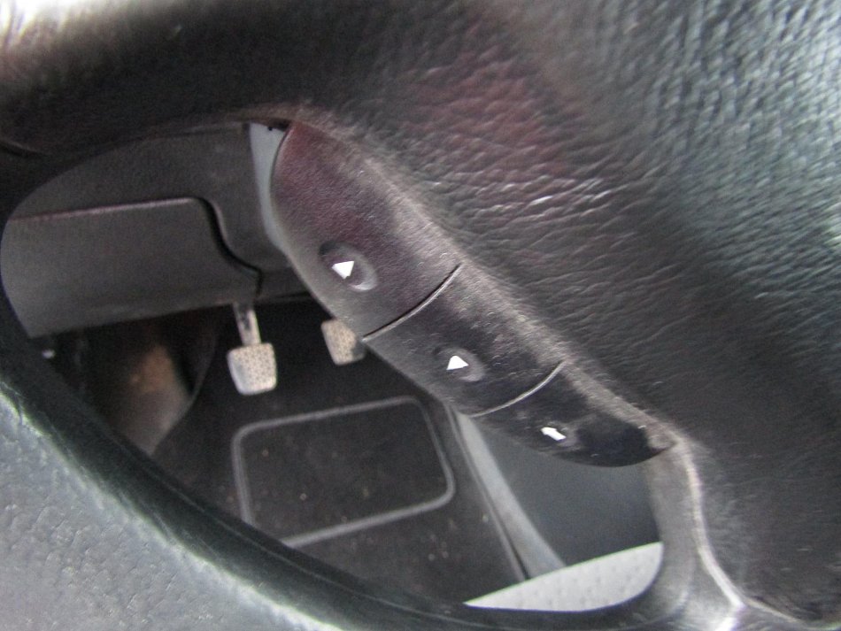 Opel Zafira 1.8 i  7míst