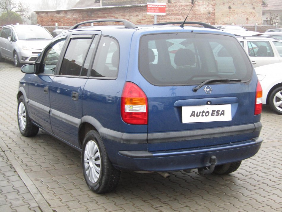 Opel Zafira 1.8 i  7míst
