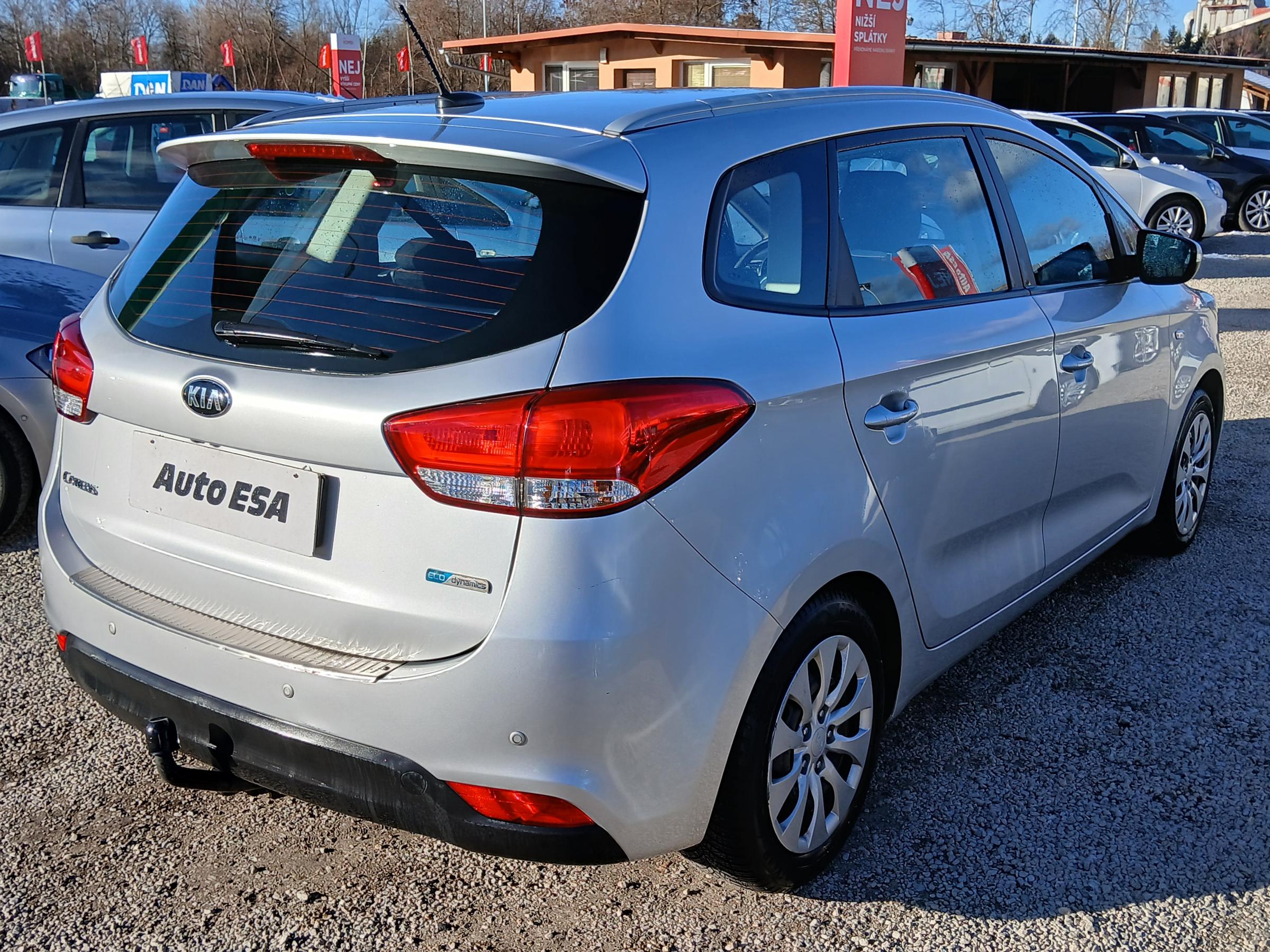 Kia Carens, 2015 - pohled č. 4
