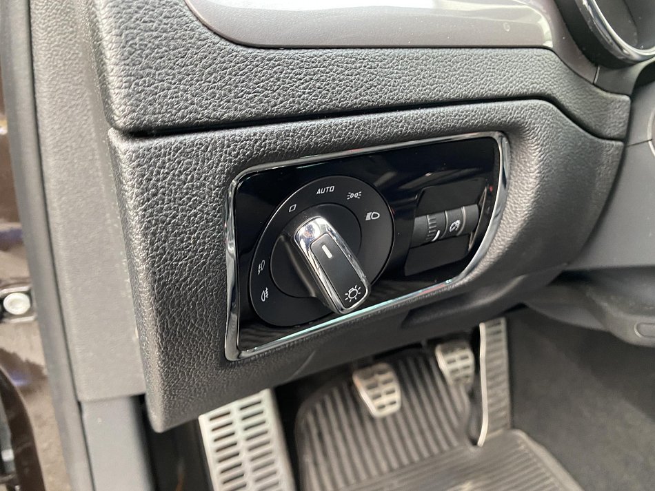 Škoda Superb II 2.0TDi Active