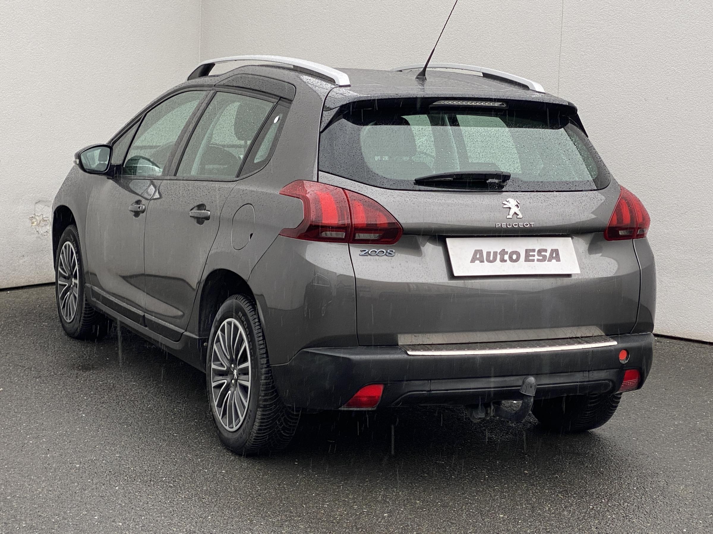 Peugeot 2008, 2018 - pohled č. 6