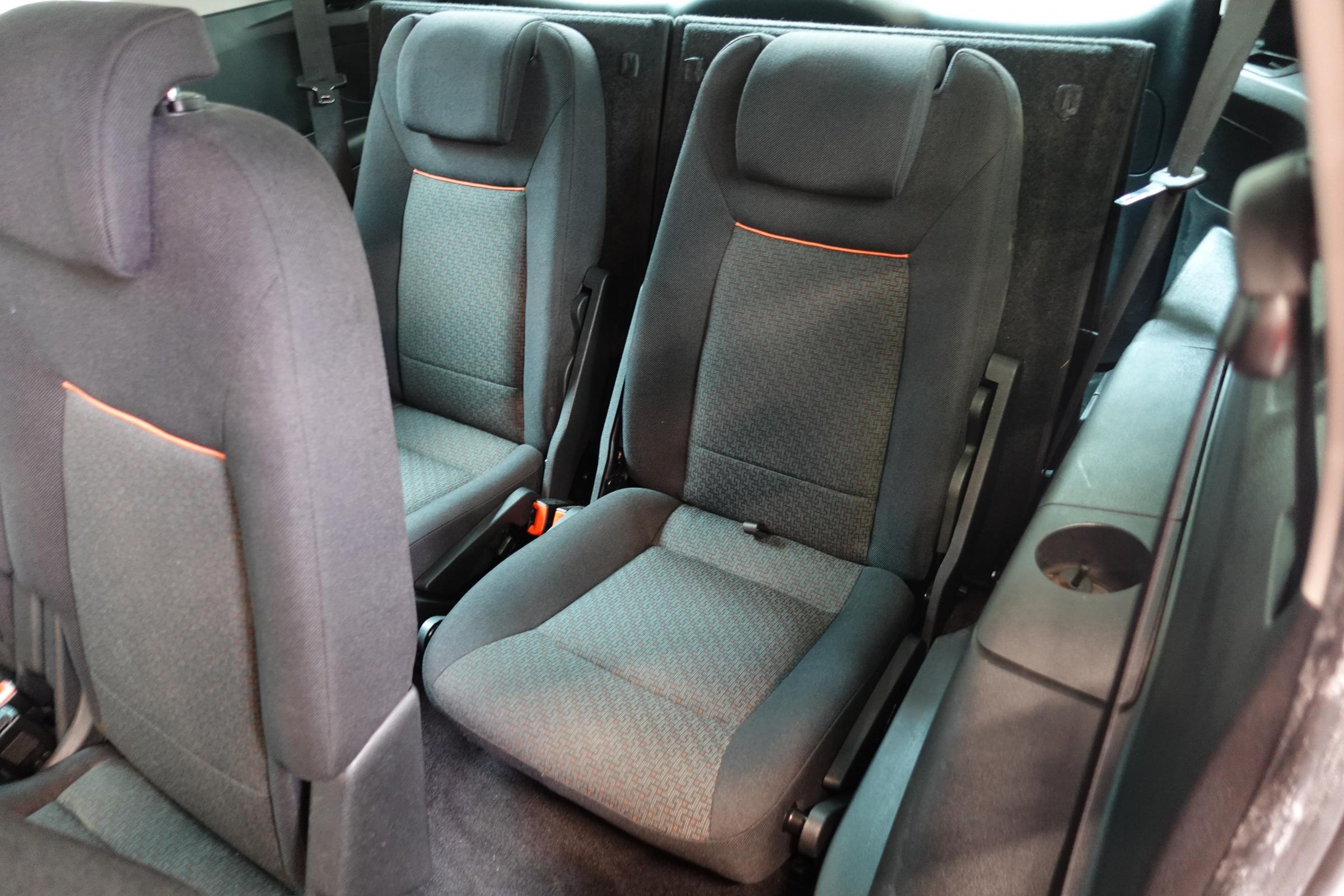 Ford S-MAX, 2006 - pohled č. 12