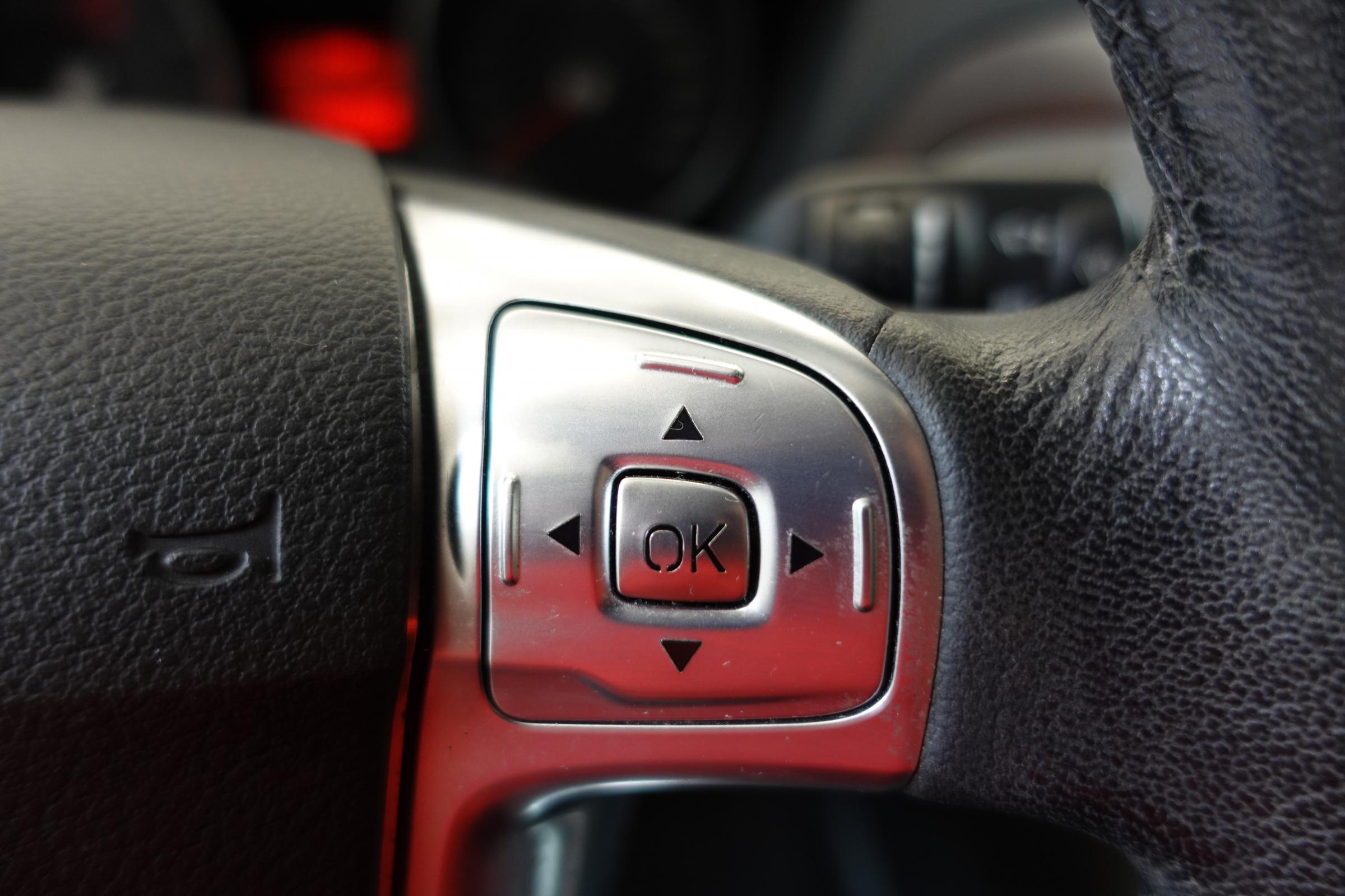 Ford S-MAX, 2006 - pohled č. 18