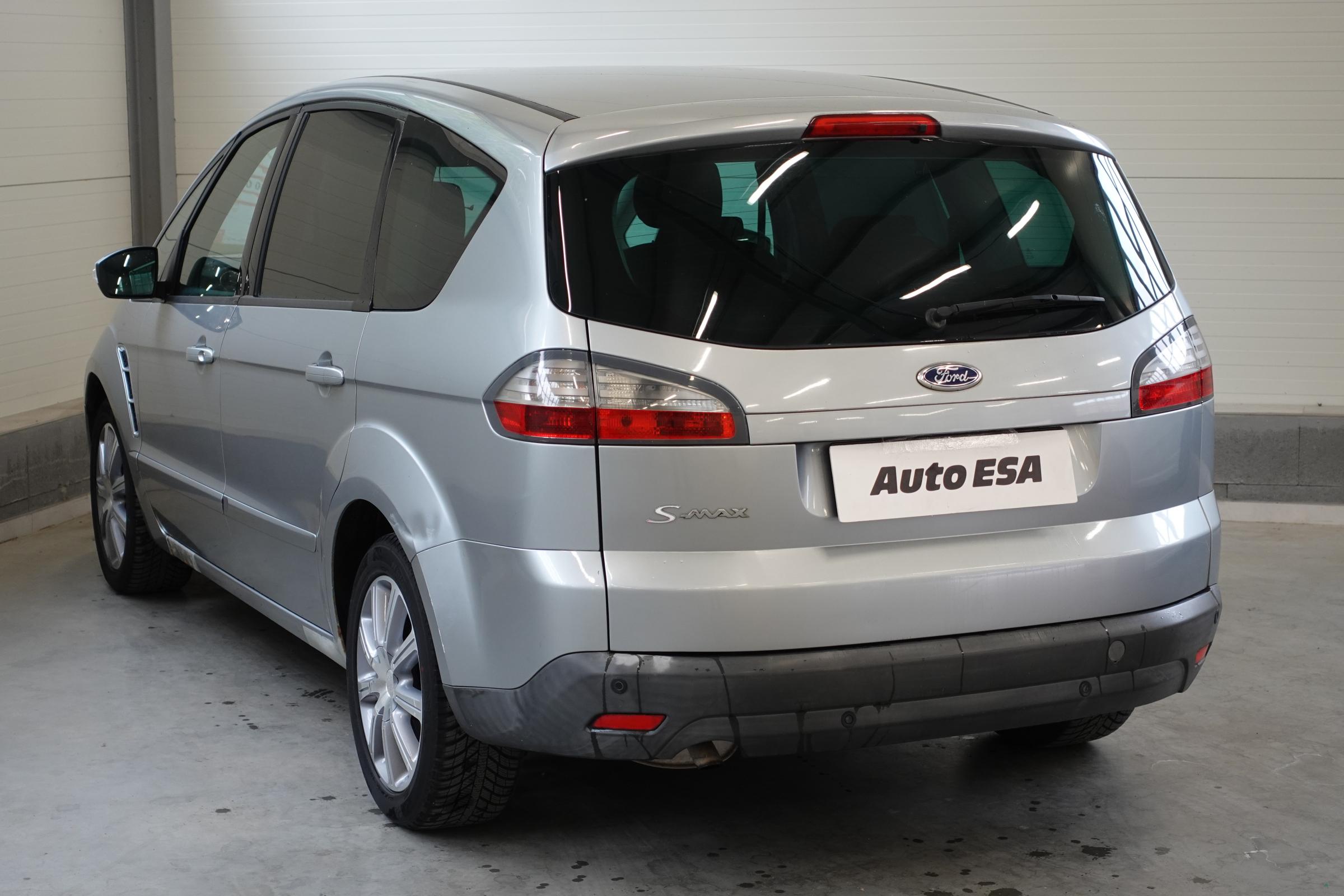 Ford S-MAX, 2006 - pohled č. 4
