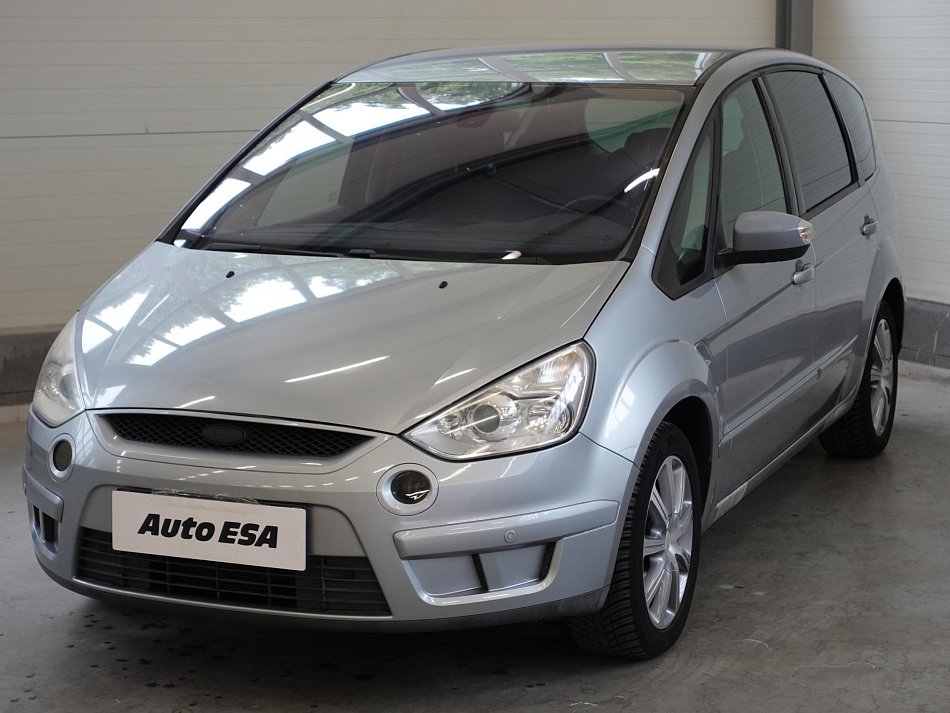 Ford S-MAX 2.0i 