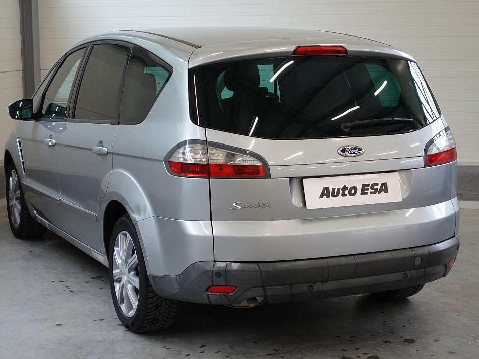 Ford S-MAX 2.0i 