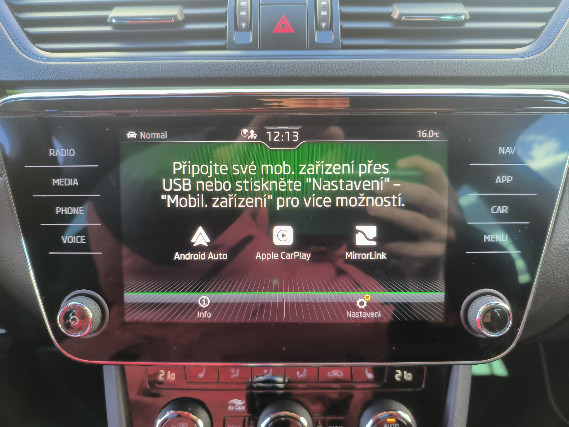 Škoda Superb III, 2023 - pohled č. 15