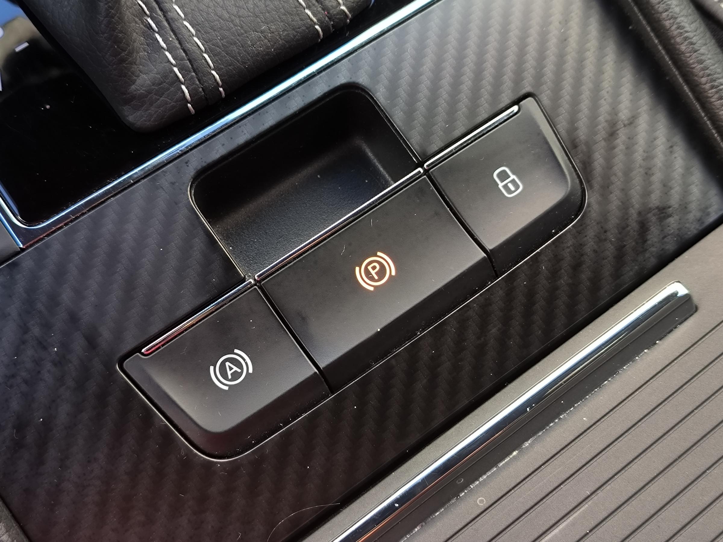 Škoda Superb III, 2023 - pohled č. 23