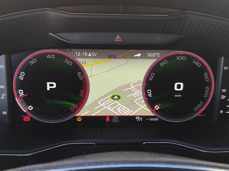 Škoda Superb III 2.0 TSI SportLine