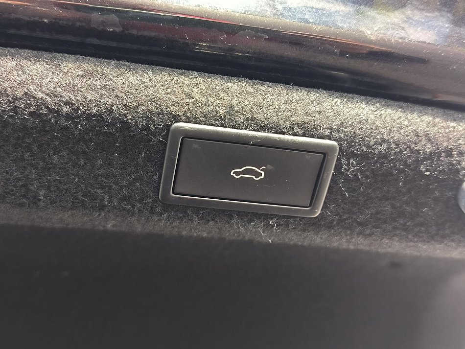 Škoda Superb III 2.0 TSI SportLine