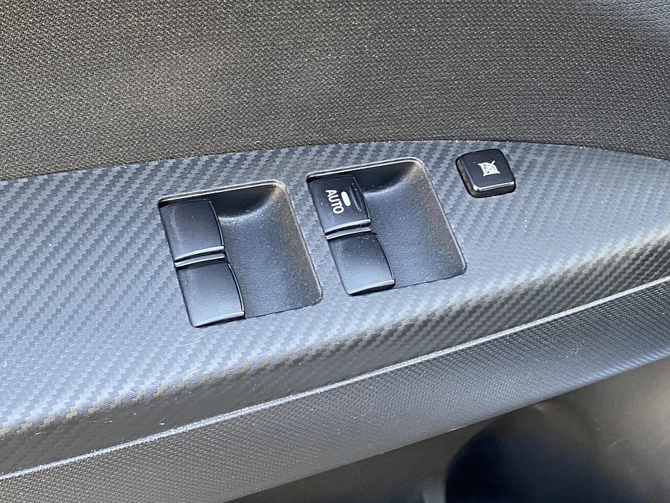 Mitsubishi Space Star 1.2i 