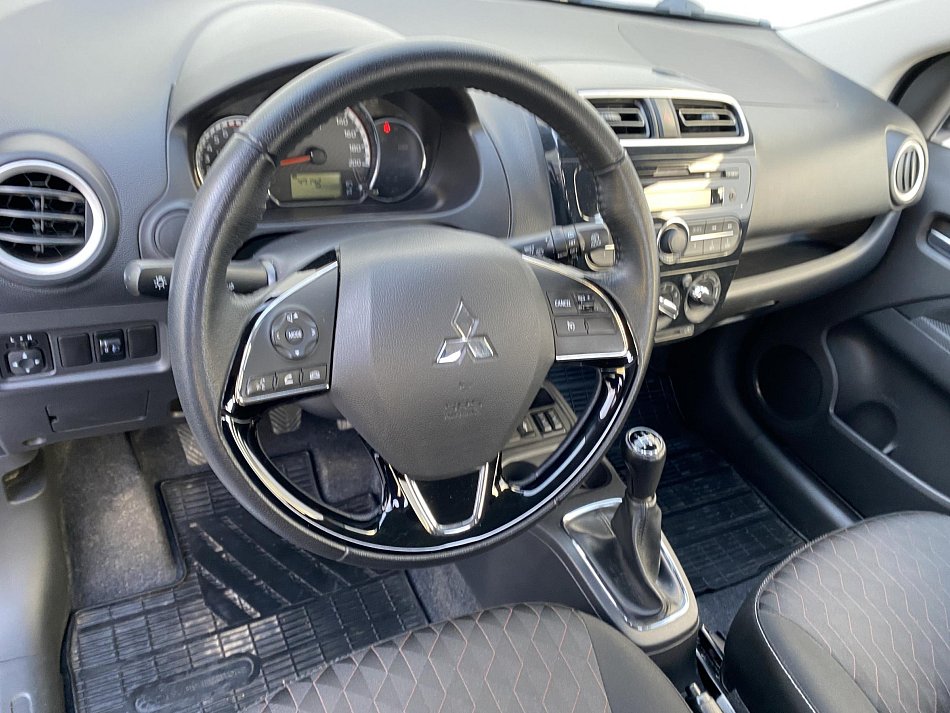 Mitsubishi Space Star 1.2i 