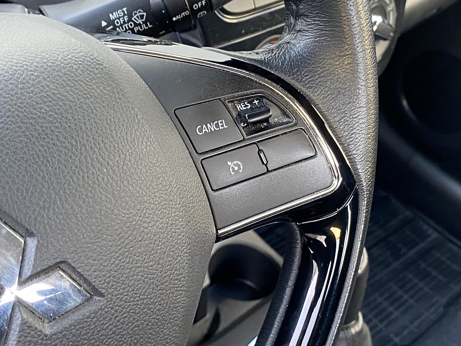 Mitsubishi Space Star 1.2i 