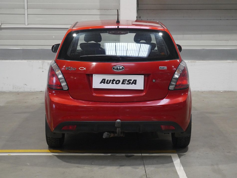 Kia Rio 1.4i 