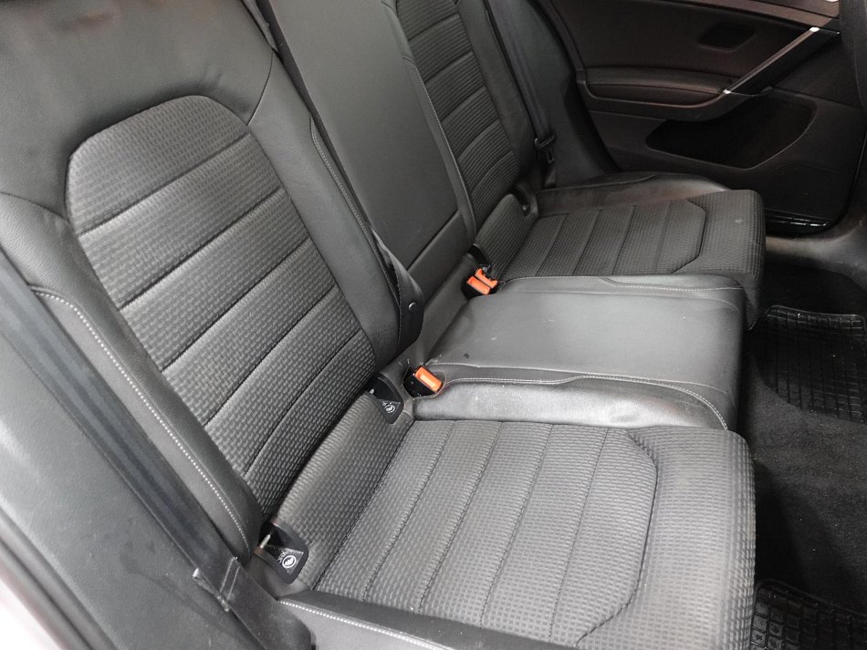 Volkswagen Golf 1.6TDI  4x4