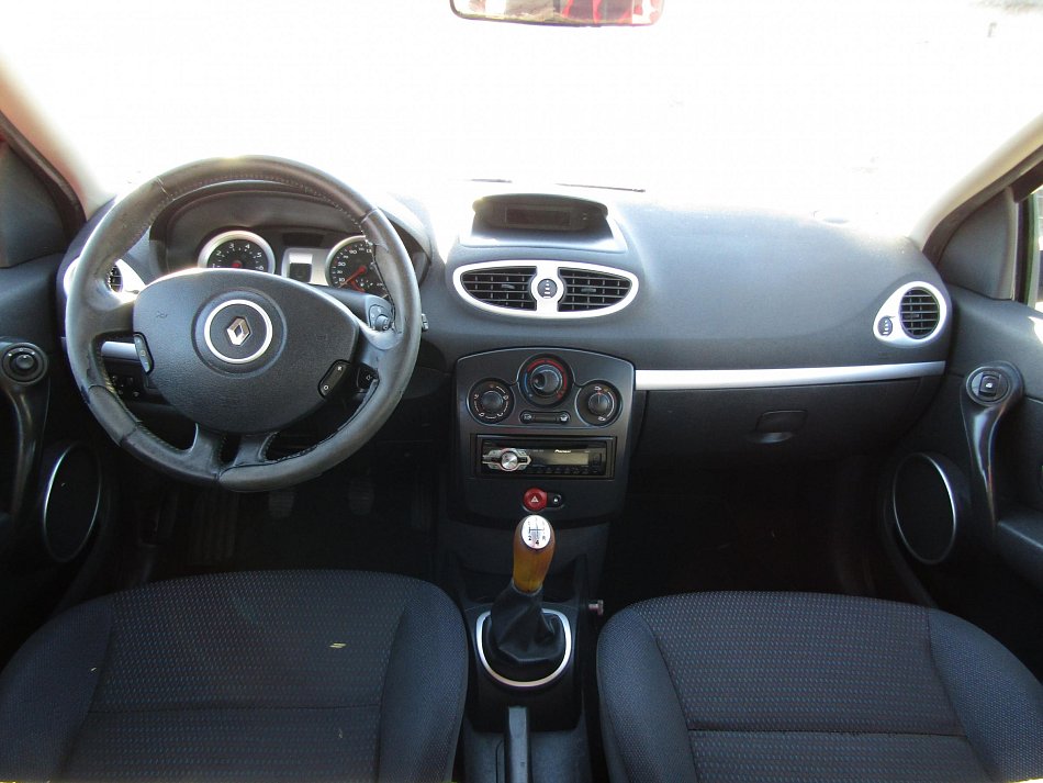Renault Clio 1.2 i 