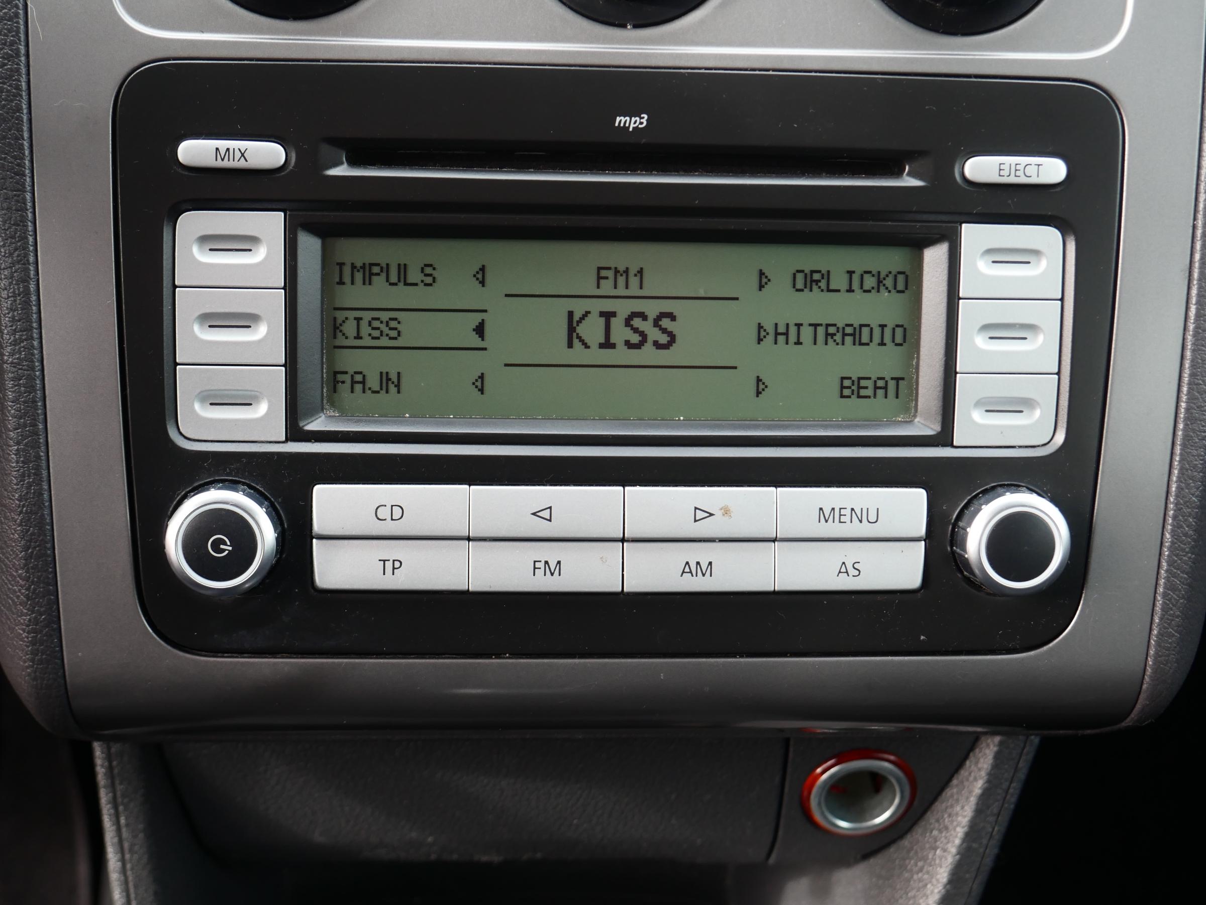 Volkswagen Touran, 2007 - pohled č. 12