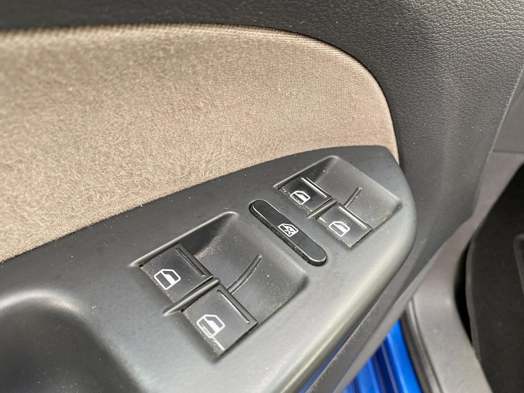 Volkswagen Touran 1.4TSi CROSS