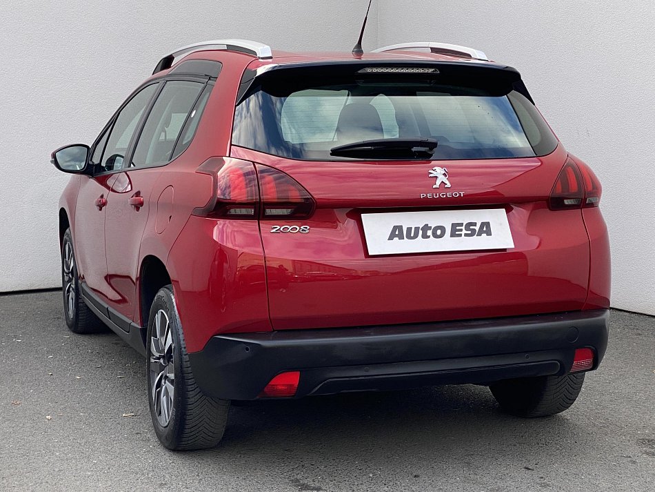 Peugeot 2008 1.2 PT Allure