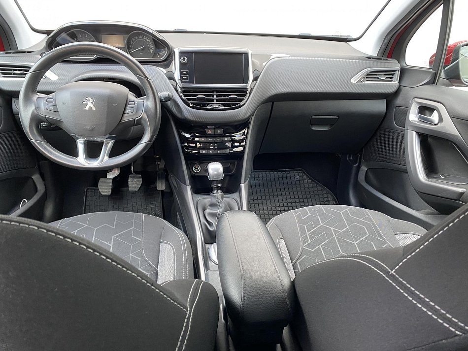 Peugeot 2008 1.2 PT Allure