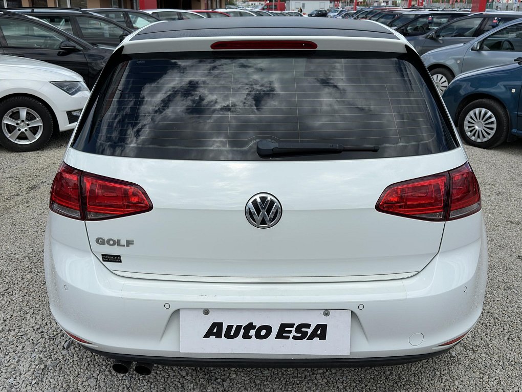 Volkswagen Golf 1.4 TSi 