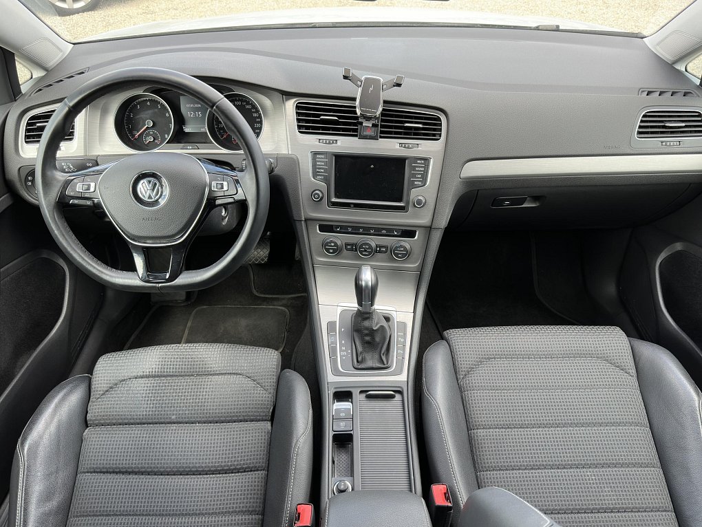 Volkswagen Golf 1.4 TSi 