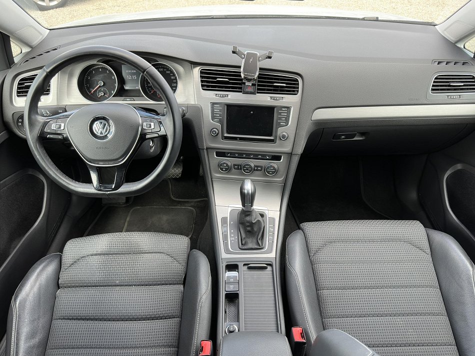 Volkswagen Golf 1.4 TSi 