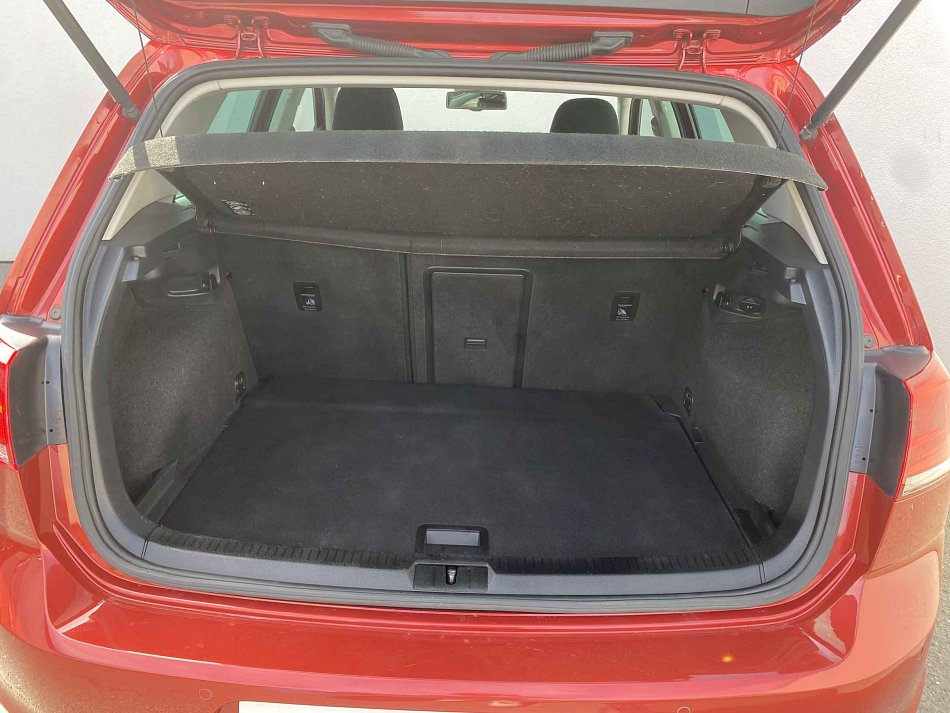 Volkswagen Golf 1.4 TSi Lounge
