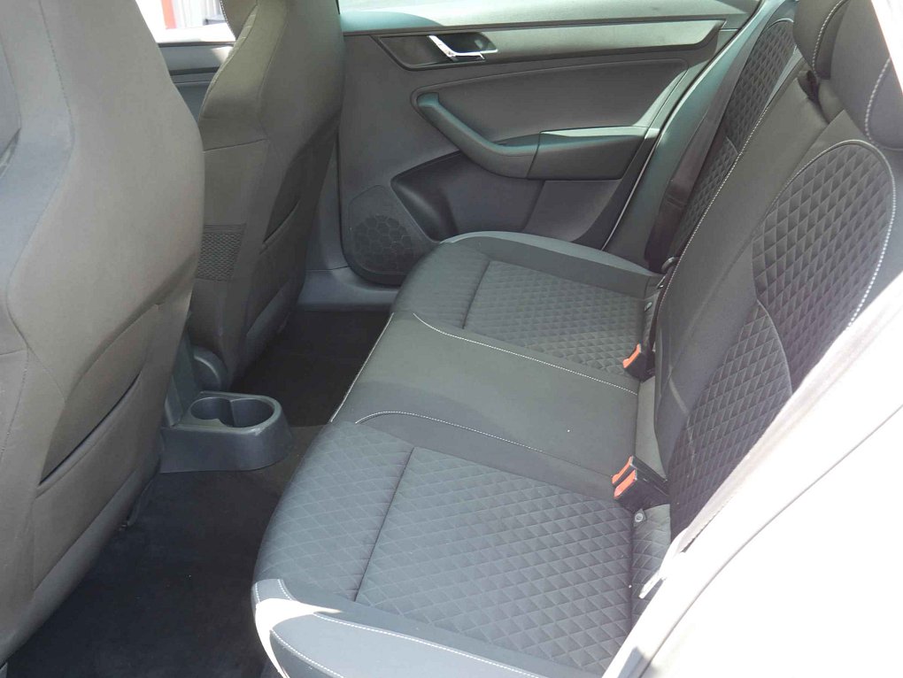 Škoda Rapid 1.6 TDi Ambition