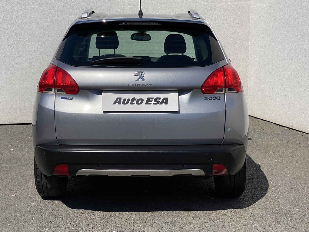 Peugeot 2008 1.2PT Allure