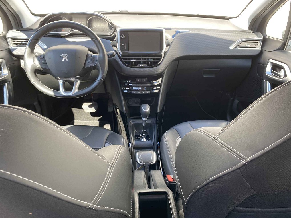Peugeot 2008 1.2PT Allure