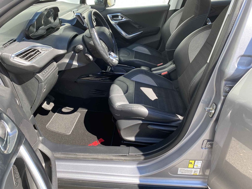 Peugeot 2008 1.2PT Allure
