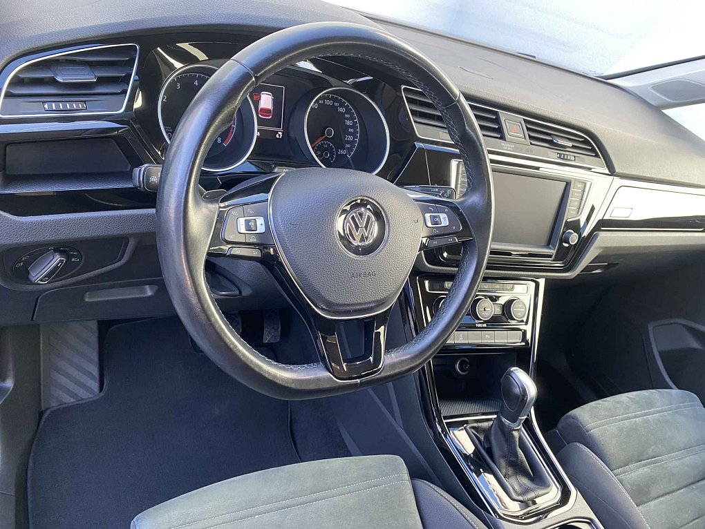 Volkswagen Touran 1.4 TSi Highline