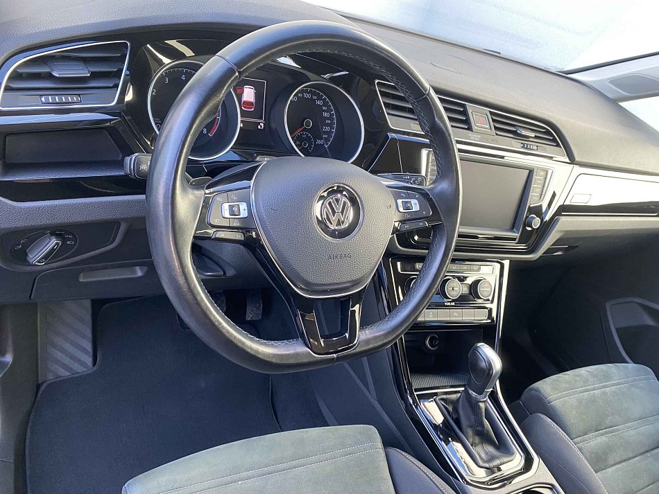 Volkswagen Touran 1.4 TSi Highline