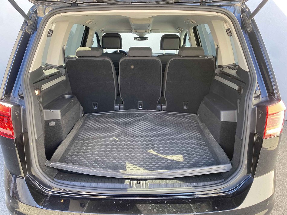 Volkswagen Touran 1.4 TSi Highline