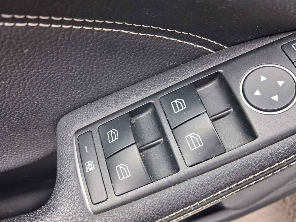 Mercedes-Benz CLA 2.2CDi  CLA200